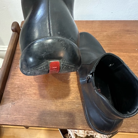 Prada sport boots. Great condition. - Picture 14 of 15